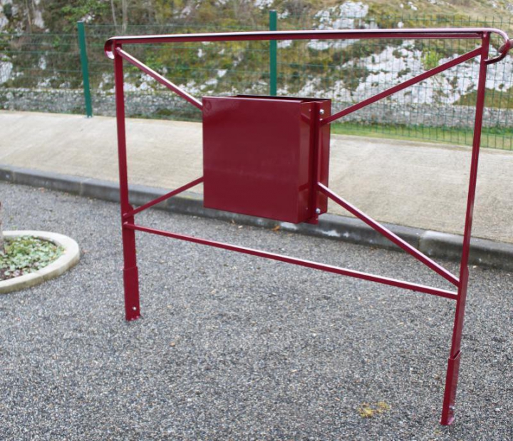 Barrière déco Biscaye L. 1.65m avec crosses